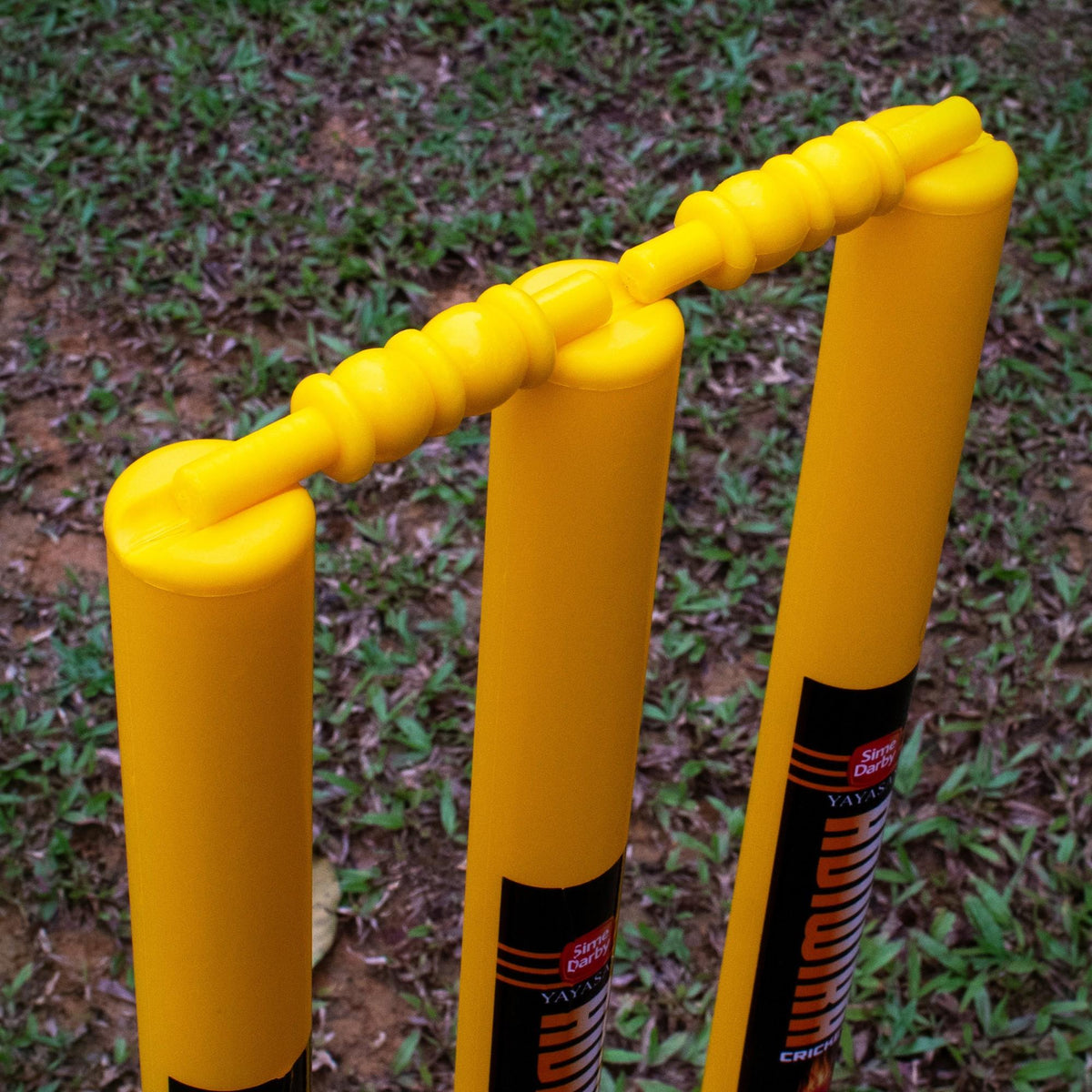Trident Adiwira Cricket Stumps and Bails
