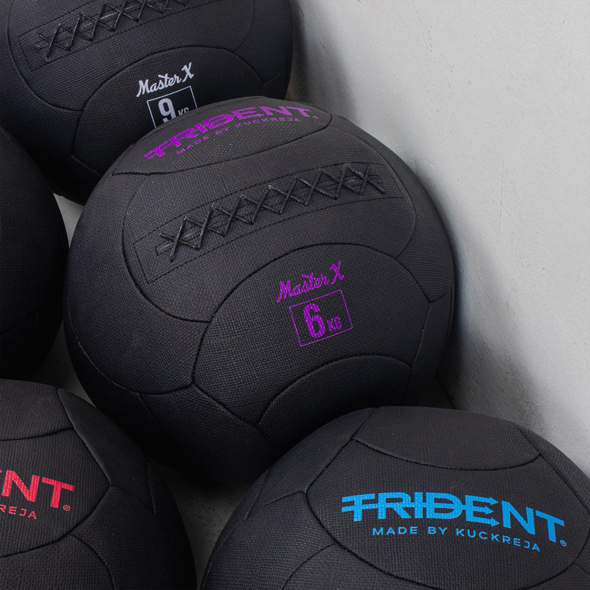 Trident Master X Premium Wall Ball - 6kg