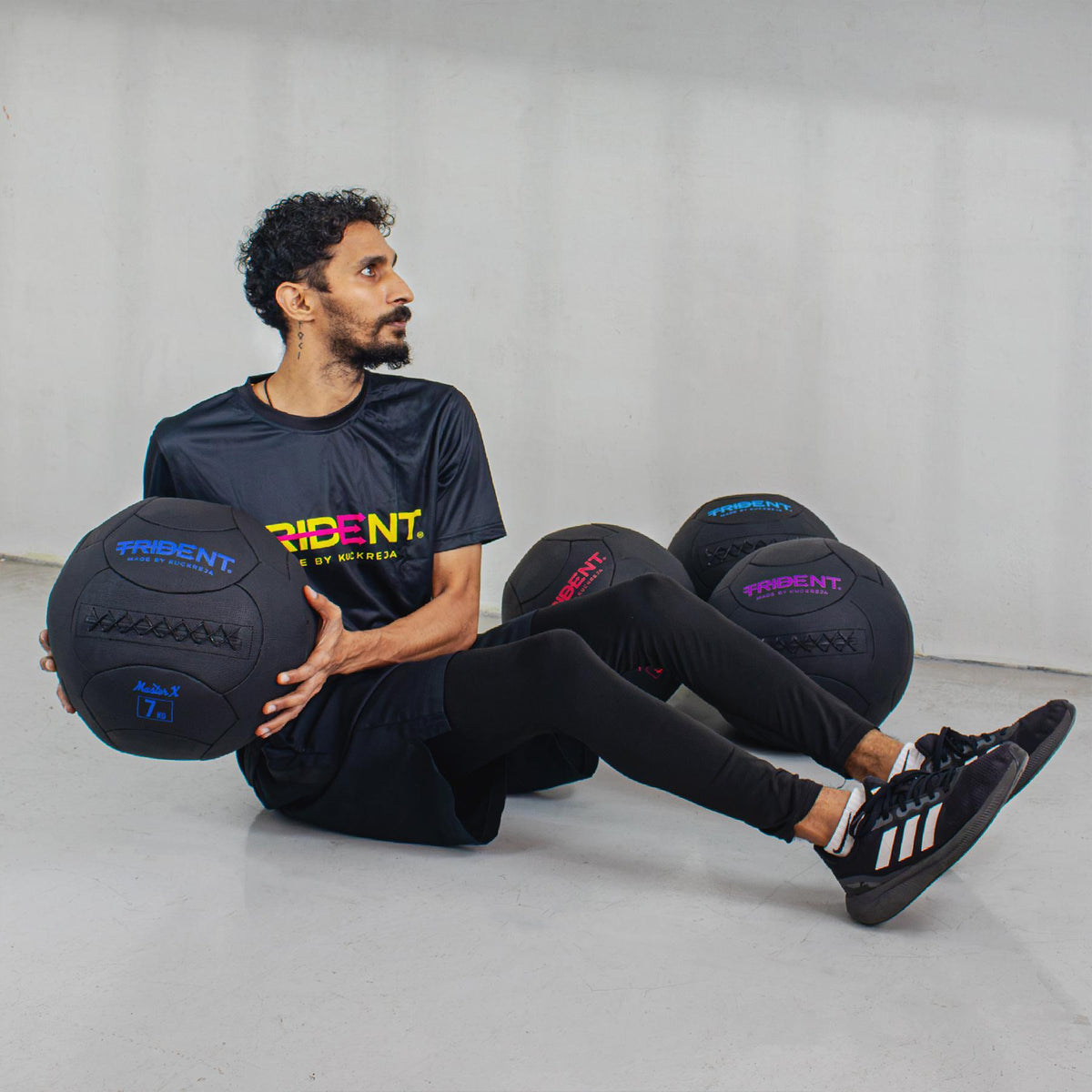Trident Master X Premium Wall Ball - 7kg