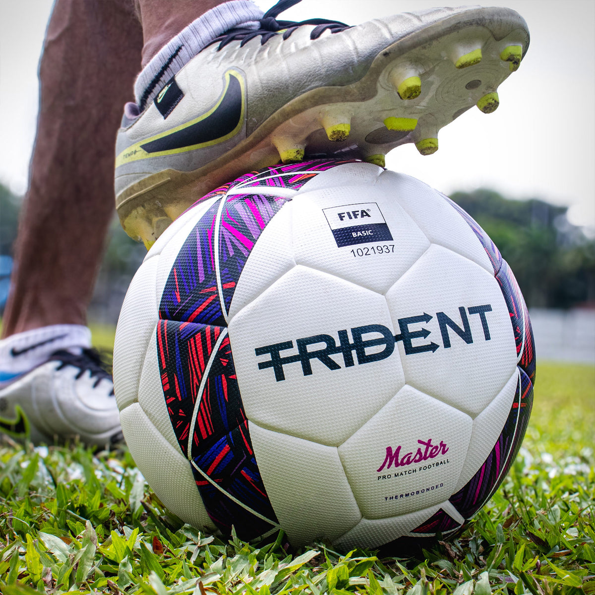 Trident Master TB Pro Football (FIFA Basic) - Magenta
